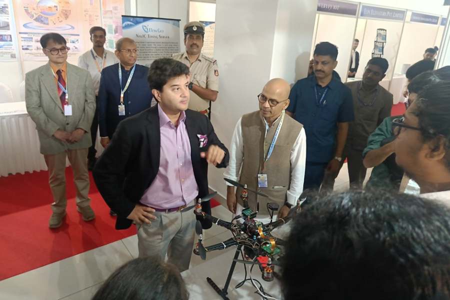 Union-Minister-Scindia-Inaugurates-VTU-TCOE-2